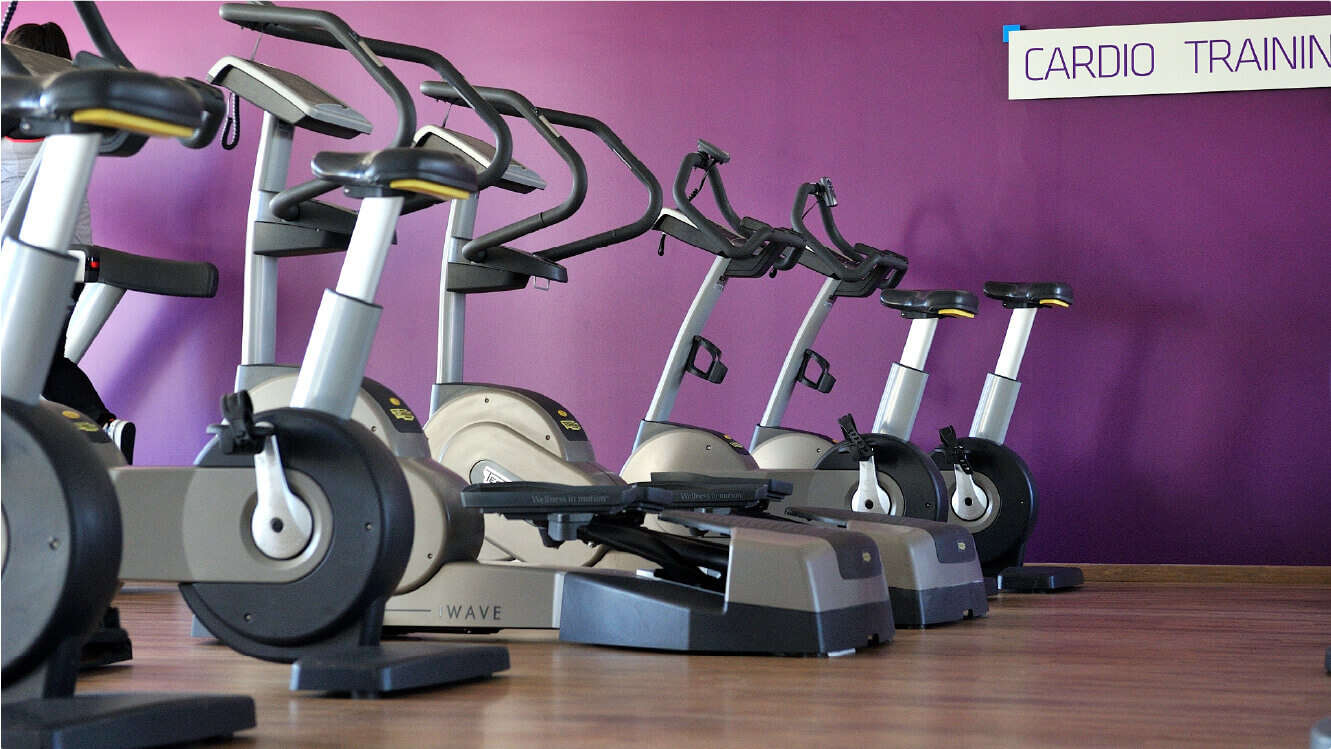 Salle de Sport FerneyVoltaire. Coachs et Large gamme d'équipements